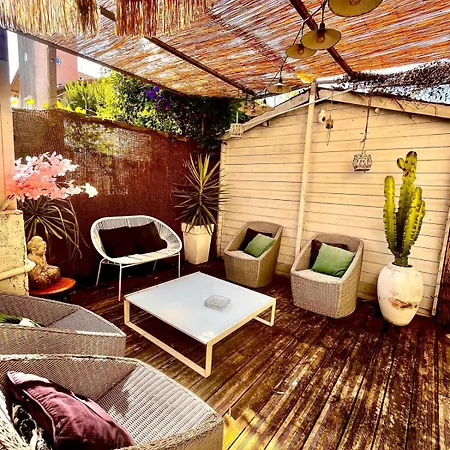 Apartment La Hiboutiere