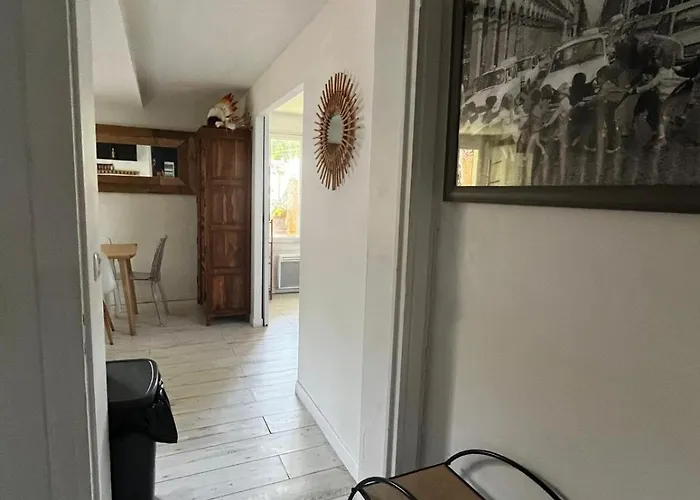 Apartment La Hiboutiere