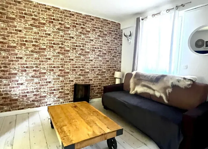 La Hiboutiere Apartment *
