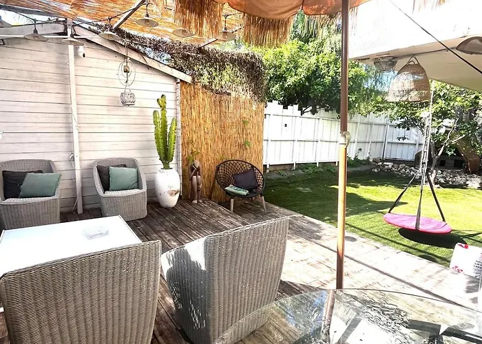Apartment La Hiboutiere