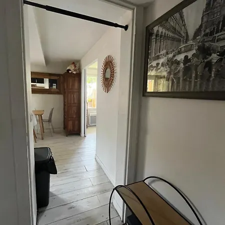 Apartment La Hiboutiere