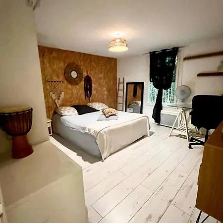 Apartment La Hiboutiere
