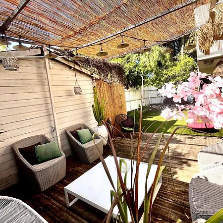 Apartment La Hiboutiere *